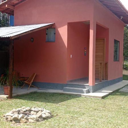 Casa Do Ipe - Hospedagem لوميار المظهر الخارجي الصورة